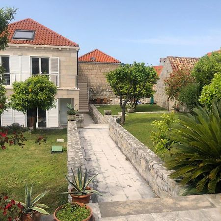 Charming Apartment For 3 Pax In 챠브타트 외부 사진