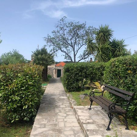 Charming Apartment For 3 Pax In 챠브타트 외부 사진