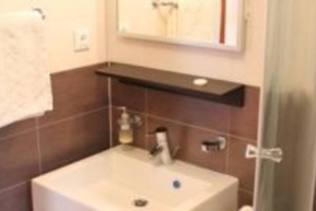 Charming Apartment For 3 Pax In 챠브타트 외부 사진