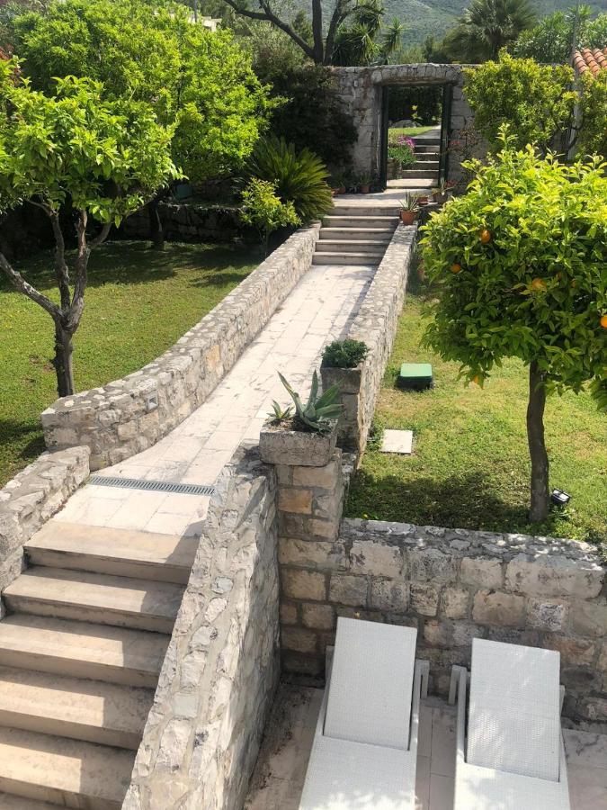 Charming Apartment For 3 Pax In 챠브타트 외부 사진